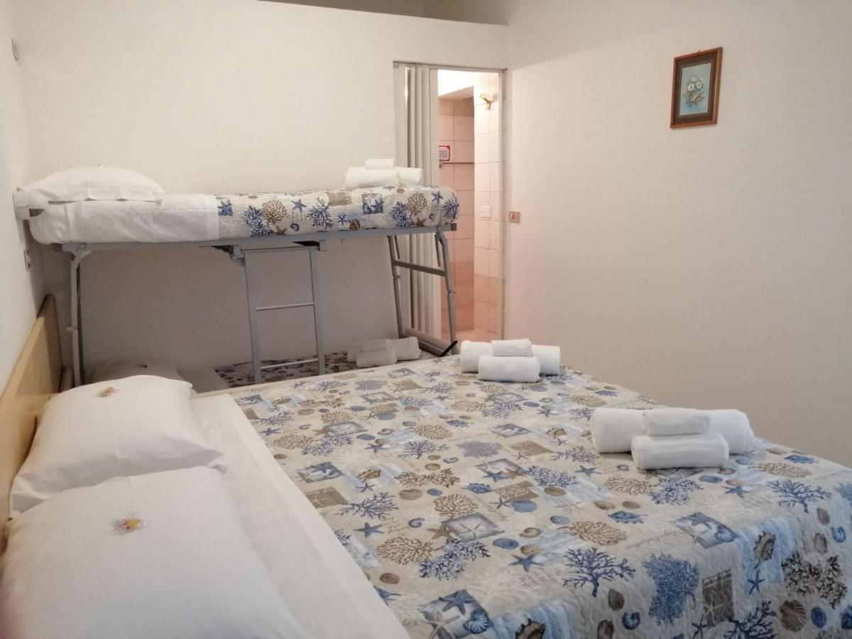 Hotel Alba Римини Экстерьер фото