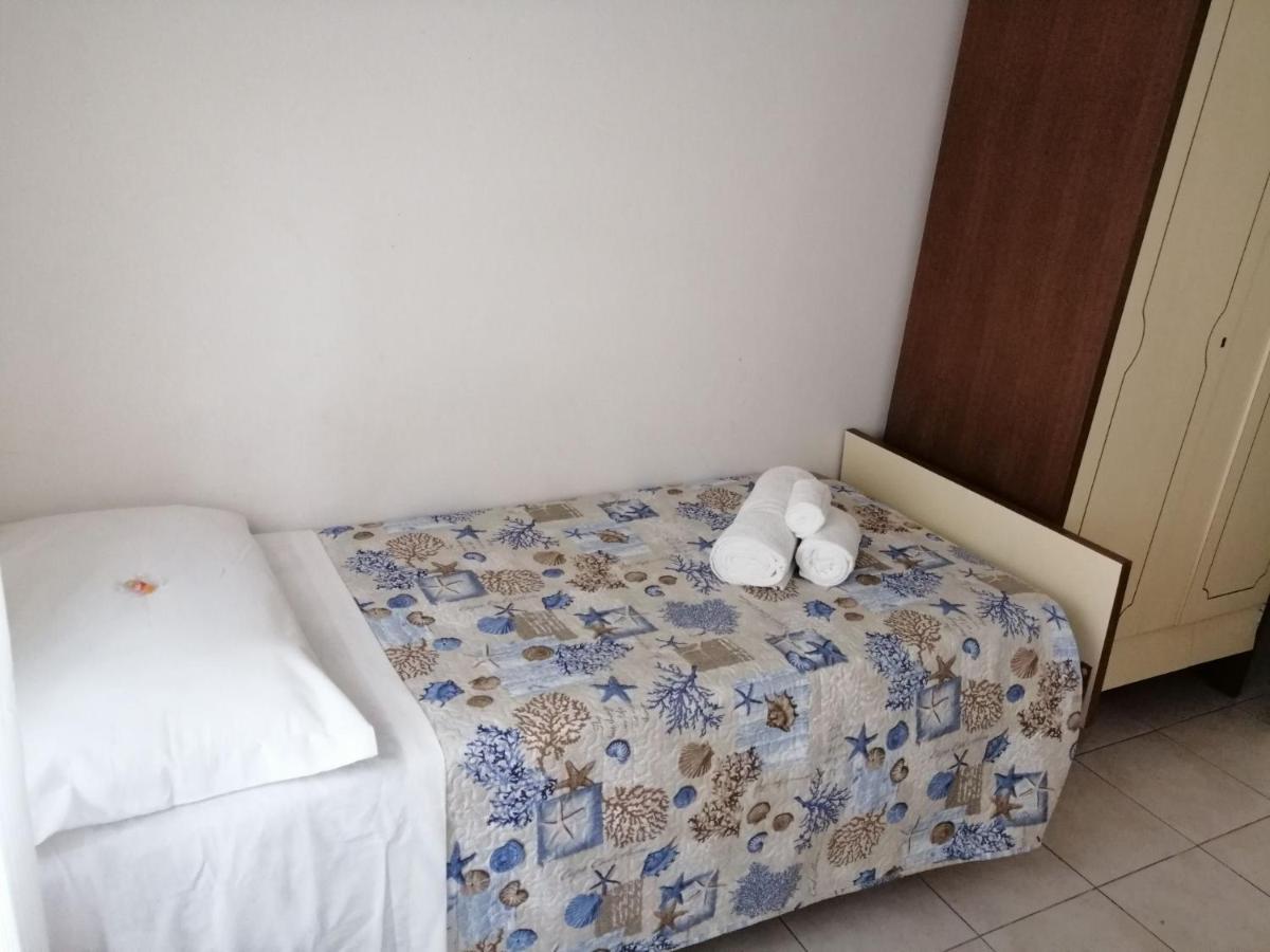 Hotel Alba Римини Экстерьер фото