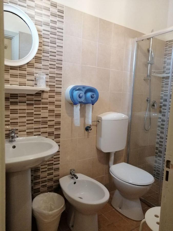 Hotel Alba Римини Экстерьер фото