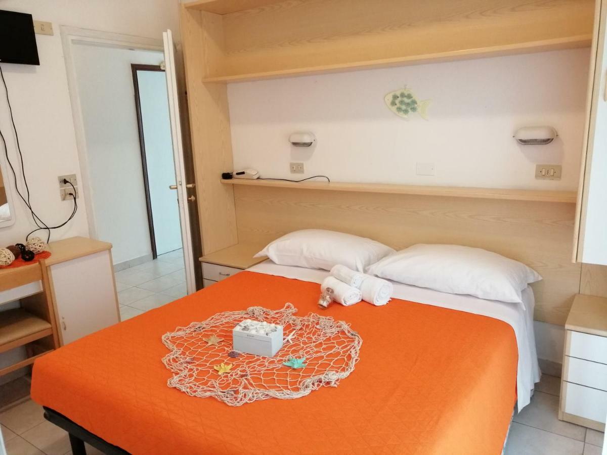 Hotel Alba Римини Экстерьер фото